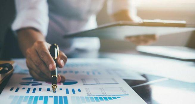 Can Synthomer outperform peers as global industrial demand rebounds?