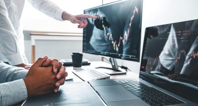 Can AI and Tech Momentum Keep US Markets Higher?