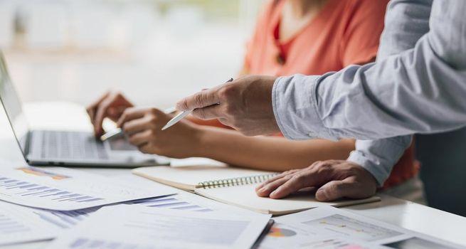 Why Is NZ Market Flat on April 17? Key Trends to Know