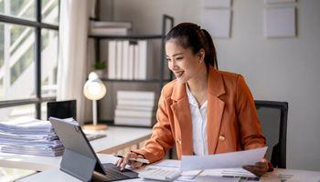 How Can New Zealanders Create Multiple Income Streams for Financial Stability?