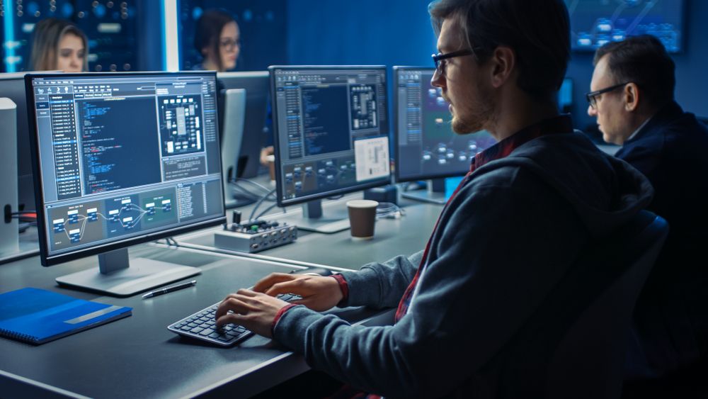 How Should Investors Perceive this Technology Stock - XRO?
