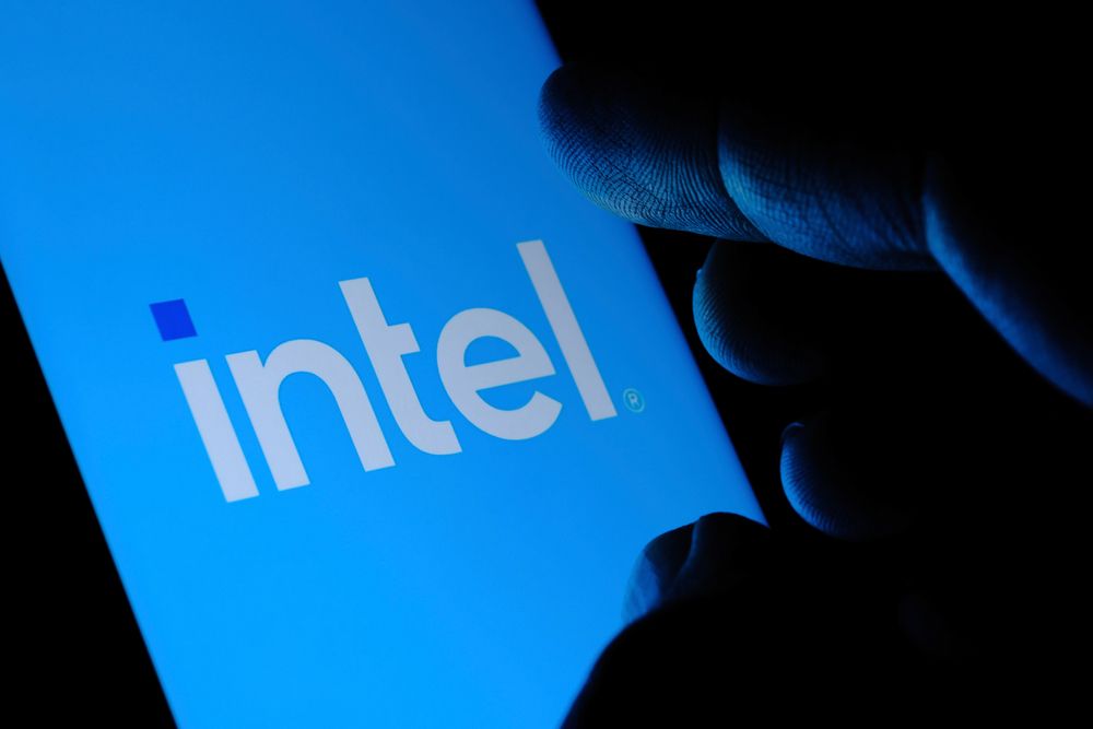Hold on to This NASDAQ-Listed Technology Stock- INTC