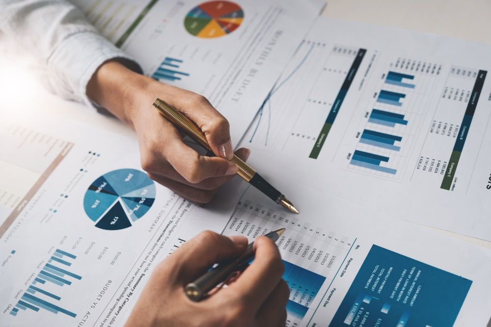 One REIT Stock Trading Near Resistance Levels- Realty Income Corporation