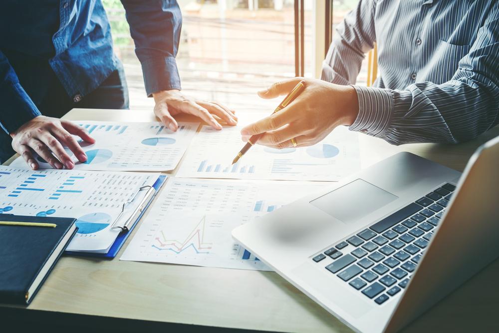 One Financials Stock Trading Near Resistance Levels – GEN
